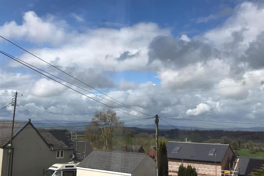Cheerful Two Bedroom Cottage In The Forest Of Dean Lydbrook Esterno foto